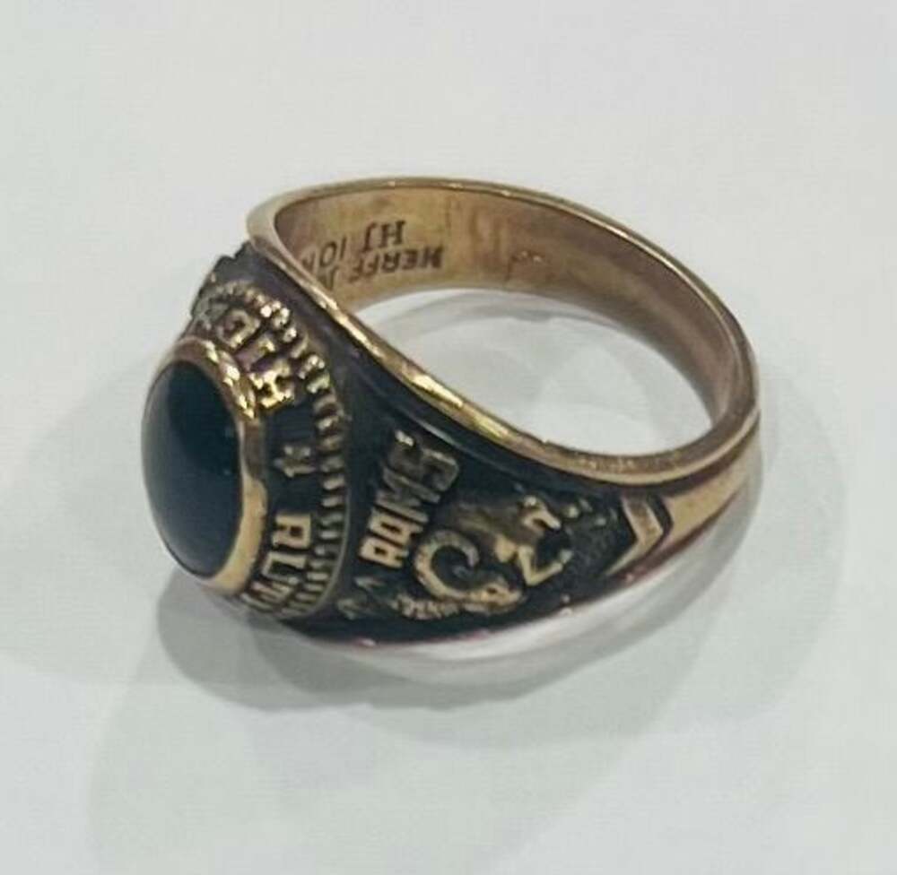 Antique 10 Karat Gold Vintage 1970 Rutherford High School Rams Black Onyx Stone